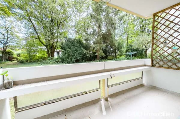 Immobilie in Krailling - Krailling im Würmtal!
Freie 3 Zi.-EG-Wohnung mit Südostloggia - Bild 2