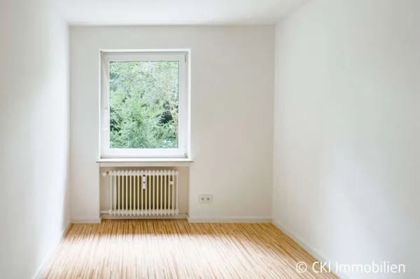 Immobilie in Krailling - Krailling im Würmtal!
Freie 3 Zi.-EG-Wohnung mit Südostloggia - Bild 4