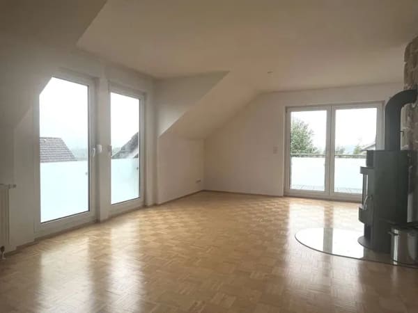 Immobilie in Wenden - Hochwertige Dachgeschosswohnung in ruhiger Seitenstraße von Hünsborn! - Bild 2