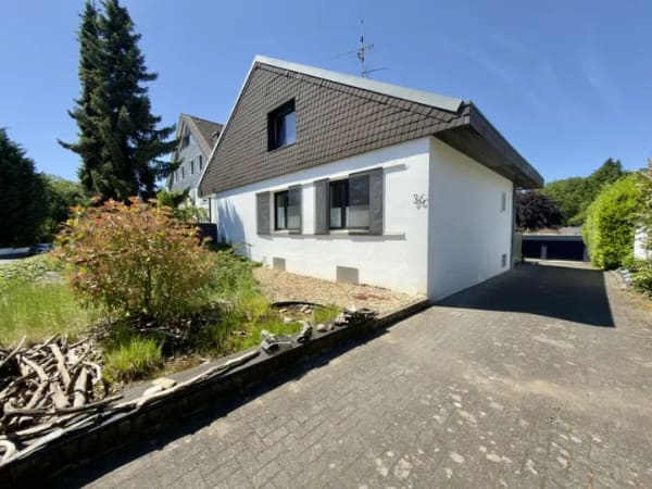 Immobilie in Bergisch Gladbach - Mehrfamilienhaus in Bergisch Gladbach - Bild 2