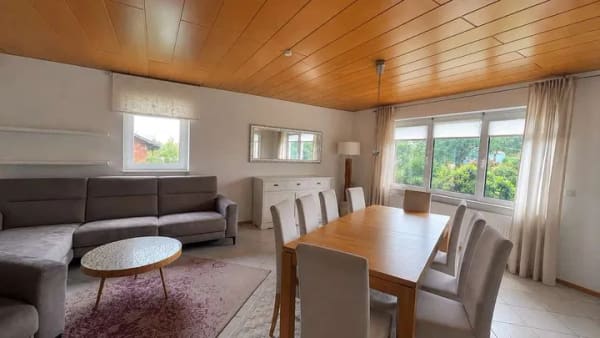 Immobilie in Fernwald - Mehrfamilienhaus mit vermieteter Einliegerwohnung, Ausbaupotenzial und großem Garten in Fernwald - Bild 2