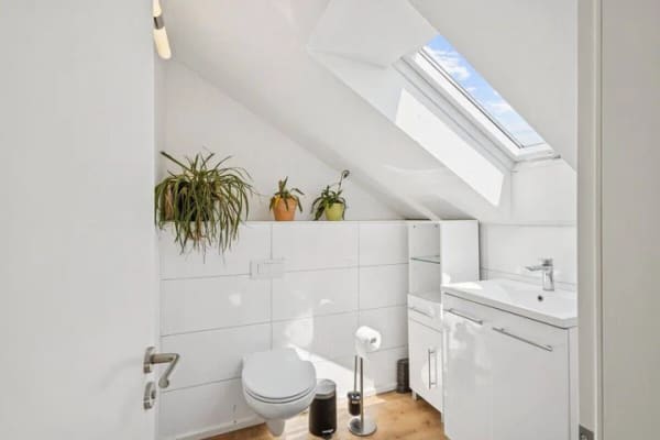Immobilie in Mering - Dachgeschosswohnung mit Balkon, Studio im Spitzboden und zwei Bädern - Bild 3