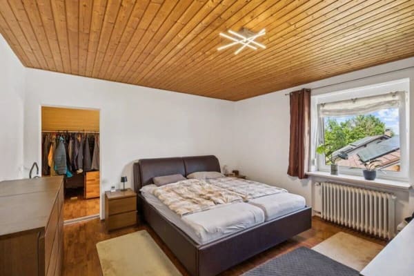 Immobilie in Mering - Dachgeschosswohnung mit Balkon, Studio im Spitzboden und zwei Bädern - Bild 4