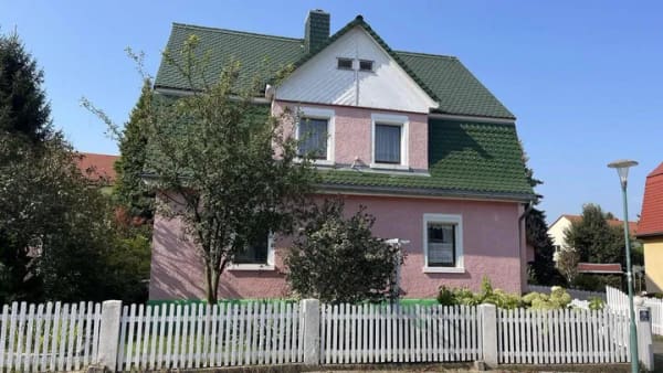 Immobilie in Neustadt in Sachsen - Ihr großzügiges Zuhause mit Gartenhaus - Bild 0