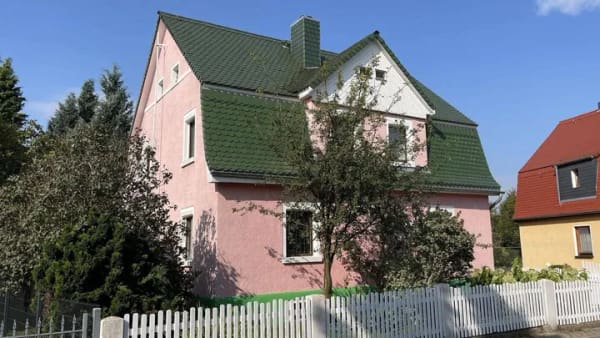 Immobilie in Neustadt in Sachsen - Ihr großzügiges Zuhause mit Gartenhaus - Bild 2