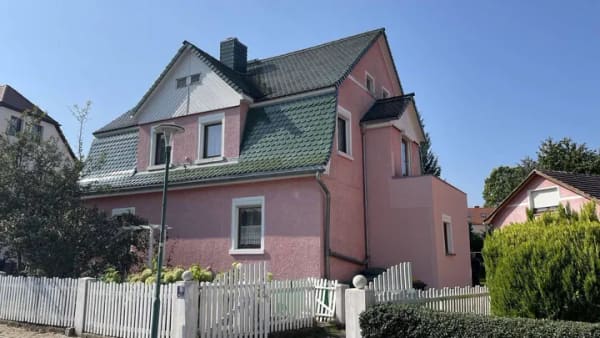 Immobilie in Neustadt in Sachsen - Ihr großzügiges Zuhause mit Gartenhaus - Bild 3