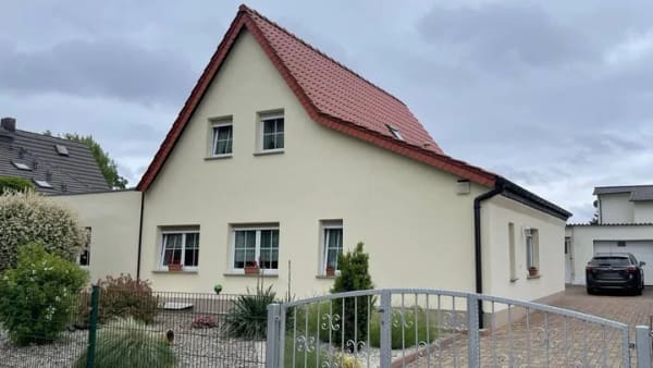 Immobilie in Lauta - Familienglück mit Gartenoase - Bild 0