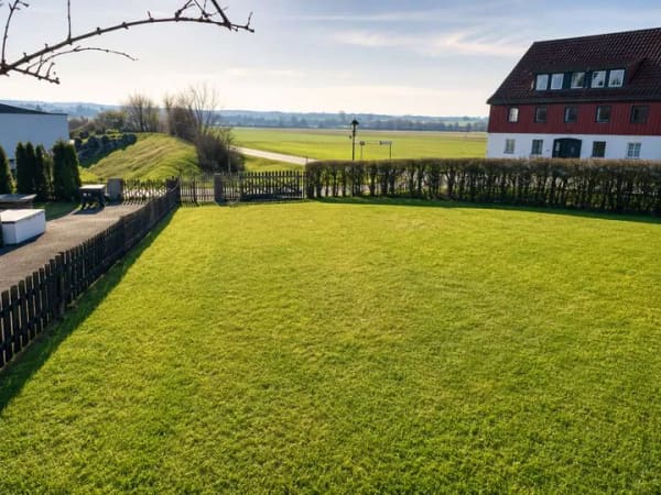 Immobilie in Bad Saulgau - Wohnen mit Weitblick und Entwicklungspotenzial - Bild 2