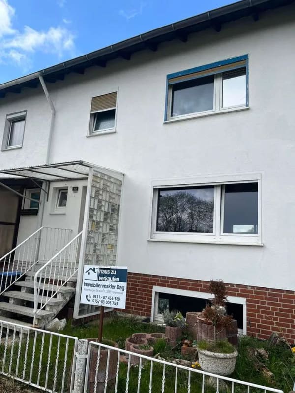 Immobilie in Sehnde - Reihenmittelhaus in Sehnde OT Bolzum mit viel Potenzial zu sofort!  - Bild 0