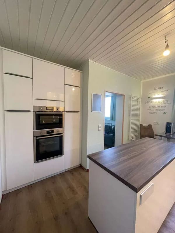 Immobilie in Algermissen - Großzügiges Ein-/Zweifamilienhaus mit Dachterrassen-Oase und eigener Stromversorgung - Bild 3