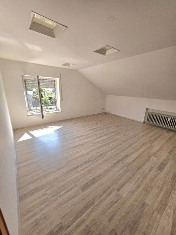 Immobilie in Kirchdorf am Inn - Ruhig gelegene 3-Zimmer-Eigentumswohnung mit Gartenanteil, Garage und Keller - Bild 0