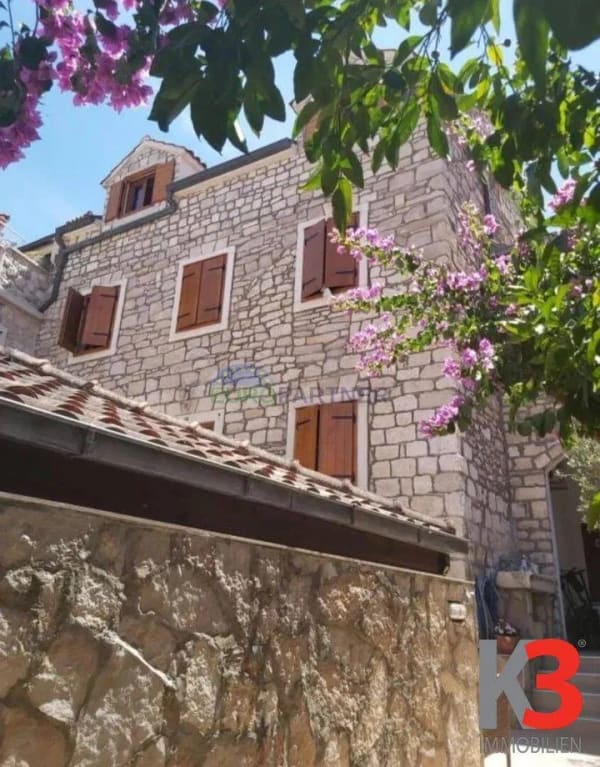 Immobilie in Reinstorf - Renoviertes Steinhaus mit 6 Wohnungen, 2. Reihe zum Meer - Bild 3