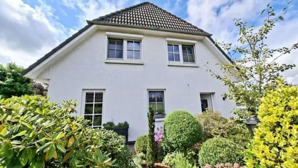 Immobilie in Grasberg - immo-schramm.de: Großzügiges Wohnhaus im Bestzustand - Bild 3