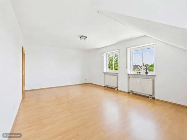 Immobilie in Plattling - Wohnen und investieren – attraktive 2,5 -Zimmer-Wohnung mit Balkon - Bild 4