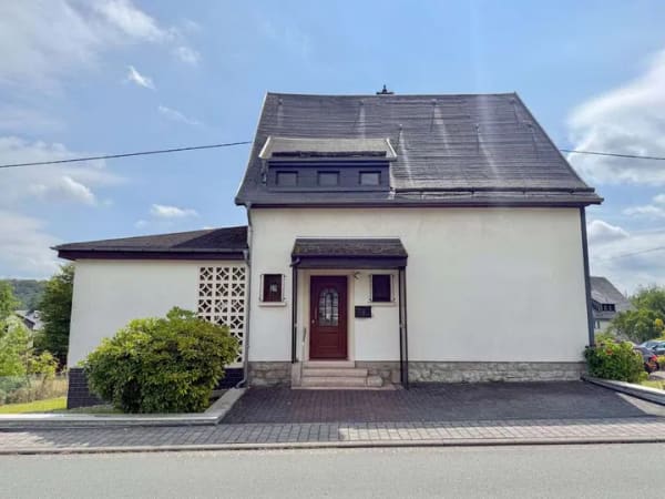 Immobilie in Bad Marienberg (Westerwald) - Einfamilienhaus mit viel Platz und Potenzial für die ganze Familie! - Bild 3