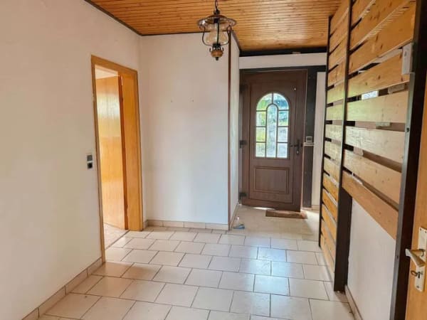 Immobilie in Bad Marienberg (Westerwald) - Einfamilienhaus mit viel Platz und Potenzial für die ganze Familie! - Bild 4