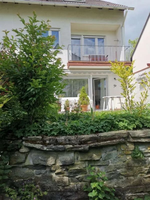 Immobilie in Kriftel - Reihenendhaus mit Garten, Garage und PKW-Stellplatz zentral gelegen in Kriftel. - Bild 0