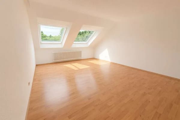 Immobilie in Mühltal - 4 % AfA | Bezugsfreie Dachgeschosswohnung mit Restnutzungsgutachten - Bild 2
