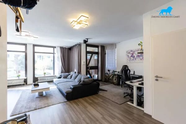 Immobilie in Maisach - Gepflegt renovierte 4 Z. Etagenwohnung für Kapitalanleger oder zur Eigennutzung - Bild 2