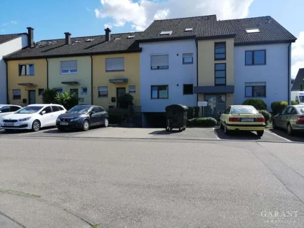 Immobilie in Leingarten - Klein aber fein: Vermietete 1-Zimmerwohnung mit Balkon, Keller und Tiefgaragenplatz - Bild 1