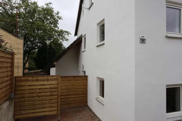 Immobilie in Landshut - PREISREDUZIERT: Zwei Grundstücke mit drei Häusern und Entwicklungspotenzial in Landshut - Bild 3