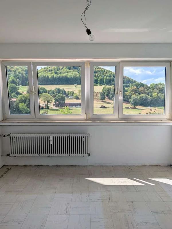 Immobilie in Oberkochen - Traumhafter Ausblick! Helle 3-Zimmer-Wohnung mit 2 Balkonen & Aufzug - Bild 3