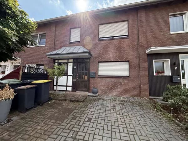 Immobilie in Kerken - Eigenheim mit Potenzial – familienfreundliches Reihenmittelhaus mit Garage in Aldekerk - Bild 1