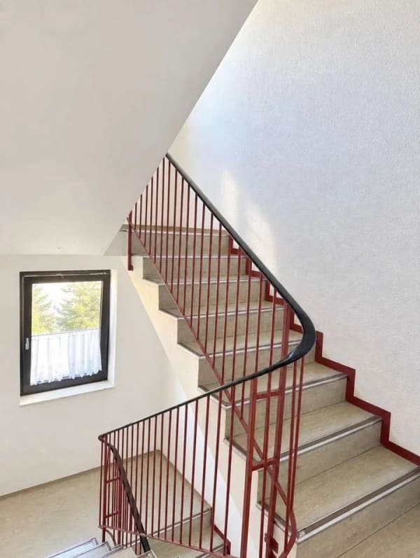 Immobilie in Offenbach an der Queich - Attraktive 4-Zimmer-Eigentumswohnung mit Loggia, Balkon und Einzelgarage - Bild 3