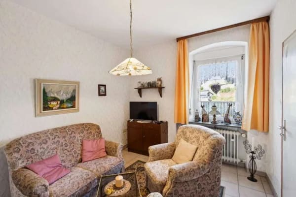 Immobilie in Heiligenmoschel - Familienidyll in Heiligenmoschel | 161 m² Wohnfläche | 1.670 m² Grundstück | 11 Zimmer - Bild 4