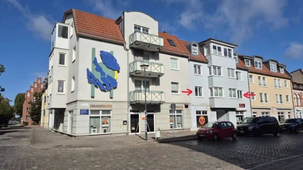 Immobilie in Pasewalk - 4-Raum-Eigentumswohnung (z.Z. Büro) mit Balkon in Citylage - Bild 2
