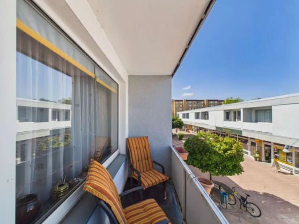 Immobilie in Isernhagen - Zentral in Isernhagen-Altwarmbüchen: Sofort bezugsfertige in 1,5-Zimmer-Eigentumswohnung - Bild 0