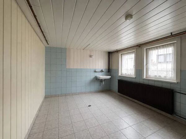 Immobilie in Floh-Seligenthal - Platz für neue Wohn(t)räume - Doppelhaushälfte mit Charakter - Bild 2