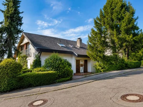 Immobilie in Au - Wohnen am Schlossberg - großzügiges Zweifamilienhaus in Au - Bild 0