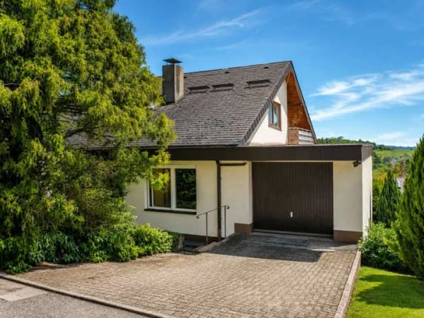 Immobilie in Au - Wohnen am Schlossberg - großzügiges Zweifamilienhaus in Au - Bild 1