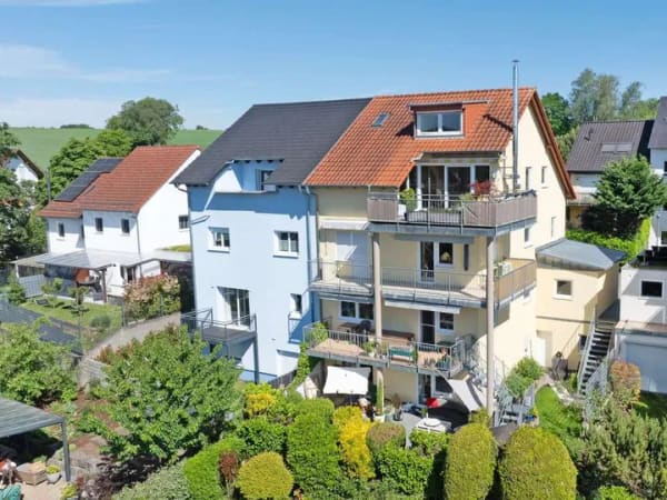 Immobilie in Mauer - Hausgefühl auf drei Ebenen - Exklusiv Wohnen mit Garten, Dachterrasse und Panoramablick in Mauer - Bild 1
