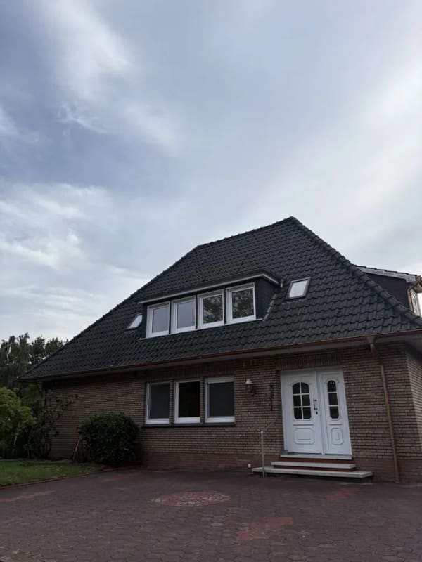 Immobilie in Uplengen - Großzügiger Bungalow in Uplengen - Bild 1