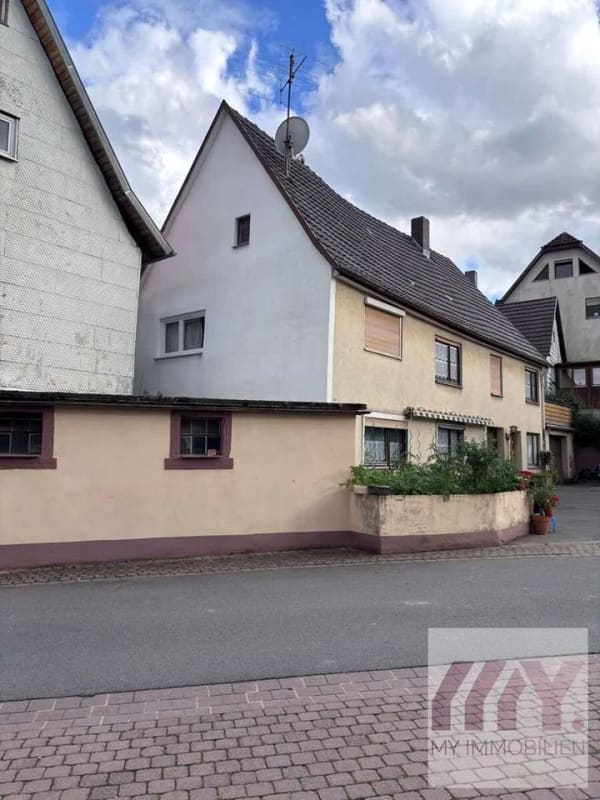 Immobilie in Külsheim - Attraktive Kapitalanlage mit laufenden Mieteinnahmen und Entwicklungspotenzial - Bild 0