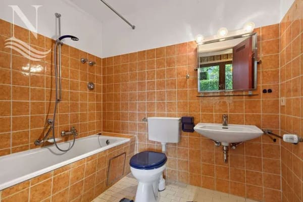 Immobilie in Grassau - Kompaktes Zuhause mit Potenzial und privater Terrasse in Grassau - Bild 3