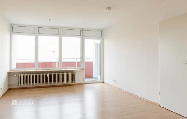Immobilie in Aldingen - 2-Zimmer-Wohnung mit Weitblick und Aufzug in Aldingen - Bild 1