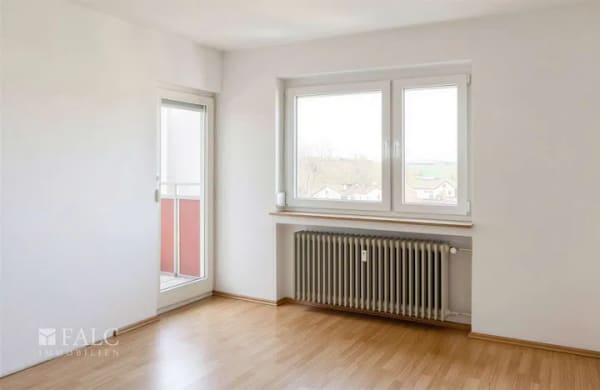 Immobilie in Aldingen - 2-Zimmer-Wohnung mit Weitblick und Aufzug in Aldingen - Bild 2