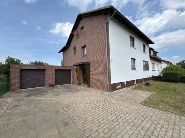 Immobilie in Lindhorst - Geräumige Doppelhaushälfte - großer Garten - Bild 2