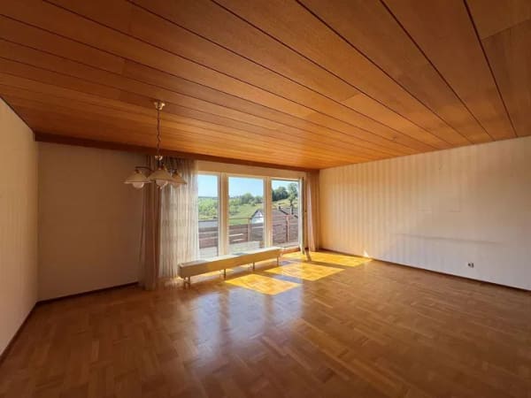 Immobilie in Steinheim am Albuch - Schönes Haus mit Einliegerwohnung in Söhnstetten - Bild 2