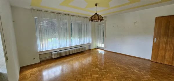 Immobilie in Steinheim am Albuch - Zweifamilienhaus in ländlich-ruhiger Wohnlage mit schönem Eckgrundstück - Bild 1
