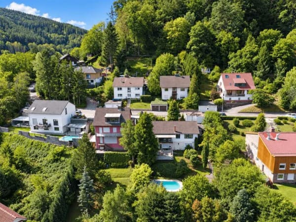 Immobilie in Frankeneck - Familienglück mit Weitblick – Wohnen, Wellness & Natur in Frankeneck - Bild 1