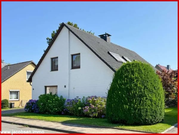 Immobilie in Schleswig - Ein Ort, der sich nach Zuhause anfühlt – großzügig wohnen und den Garten genießen - Bild 2