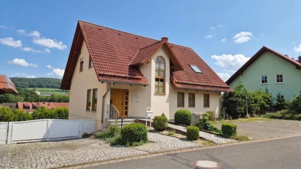 Immobilie in Südeichsfeld - Familienparadies mit Extras - Wohn(t)raum in Lengenfeld/Stein - Bild 0