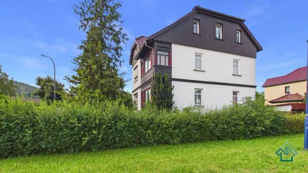 Immobilie in Plaue - Charmantes Mehrfamilienhaus mit Geschichte - großes Entwicklungspotenzial im Herzen des Thüringer Waldes - Bild 2