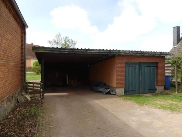 Immobilie in Neukloster - großes solides Wohnhaus mit 3 Wohneinheiten in Neukloster / Perniek - Bild 4