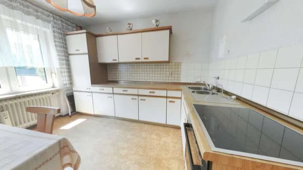 Immobilie in Geretsried - Großzügiges Einfamilienhaus mit viel Platz und Potenzial zur individuellen Gestaltung - Bild 4