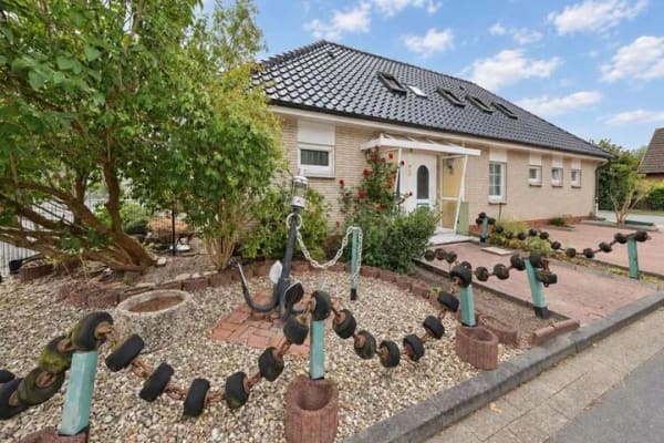 Immobilie in Wangerland - TT: Viel Platz, viele Möglichkeiten – großzügiges Wohnhaus in ruhiger Lage von Hooksiel! - Bild 3